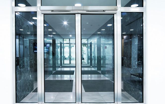 اهمیت استفاده از قطعات استاندارد در درب اتوماتیک